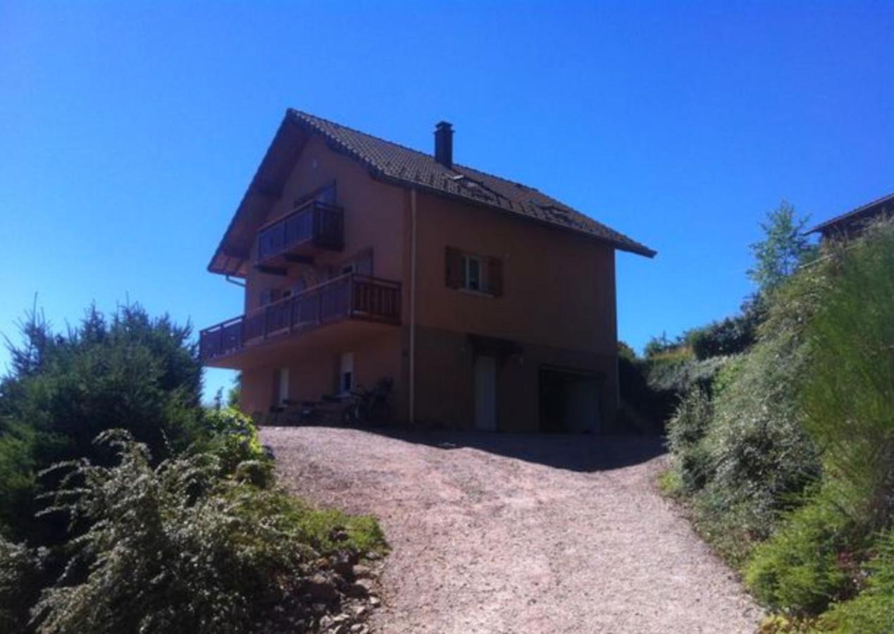 Appartement Cosy A Cornimont 30 M² Avec Terrasse Et Vue Montagne ภายนอก รูปภาพ