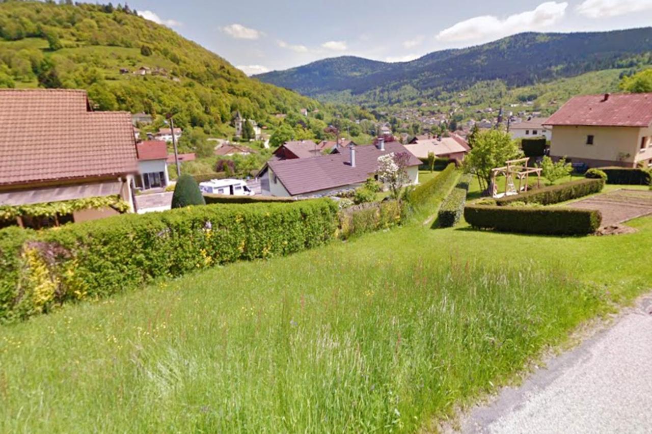 Appartement Cosy A Cornimont 30 M² Avec Terrasse Et Vue Montagne ภายนอก รูปภาพ